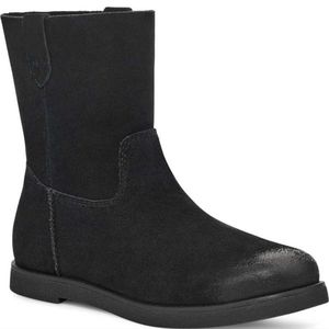 UGG Josefene Short Boot
